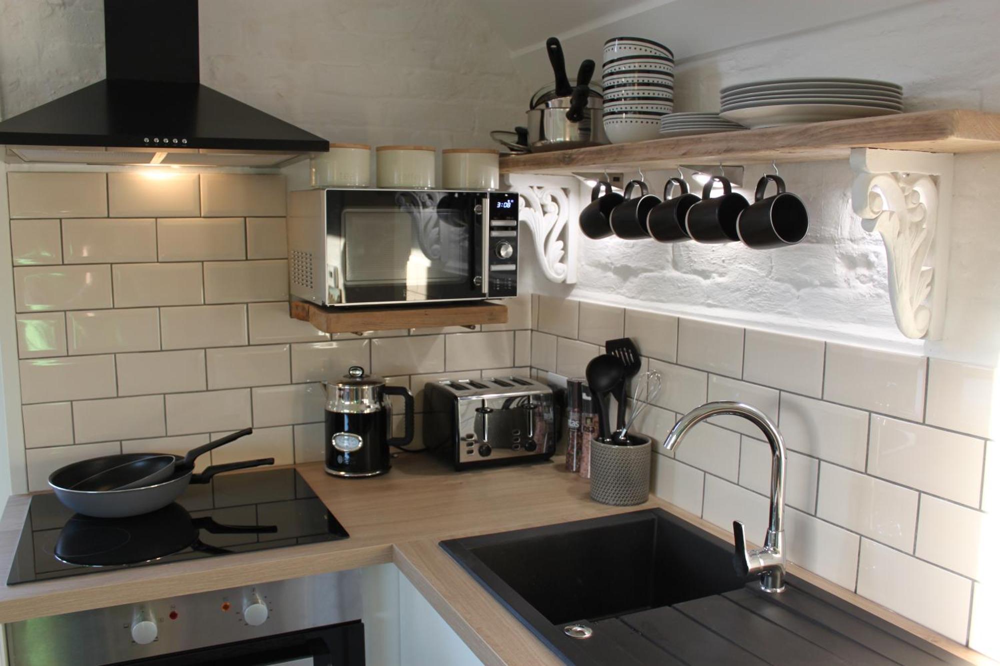 Beautiful Barn Conversion, 3 Bed, Hot Tub, Sauna, Gym, Enclosed Garden Ryde  Exteriör bild